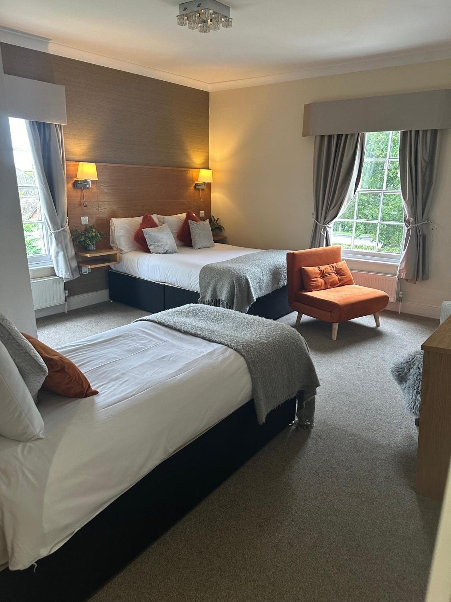 Slepe Hall Hotel 3*