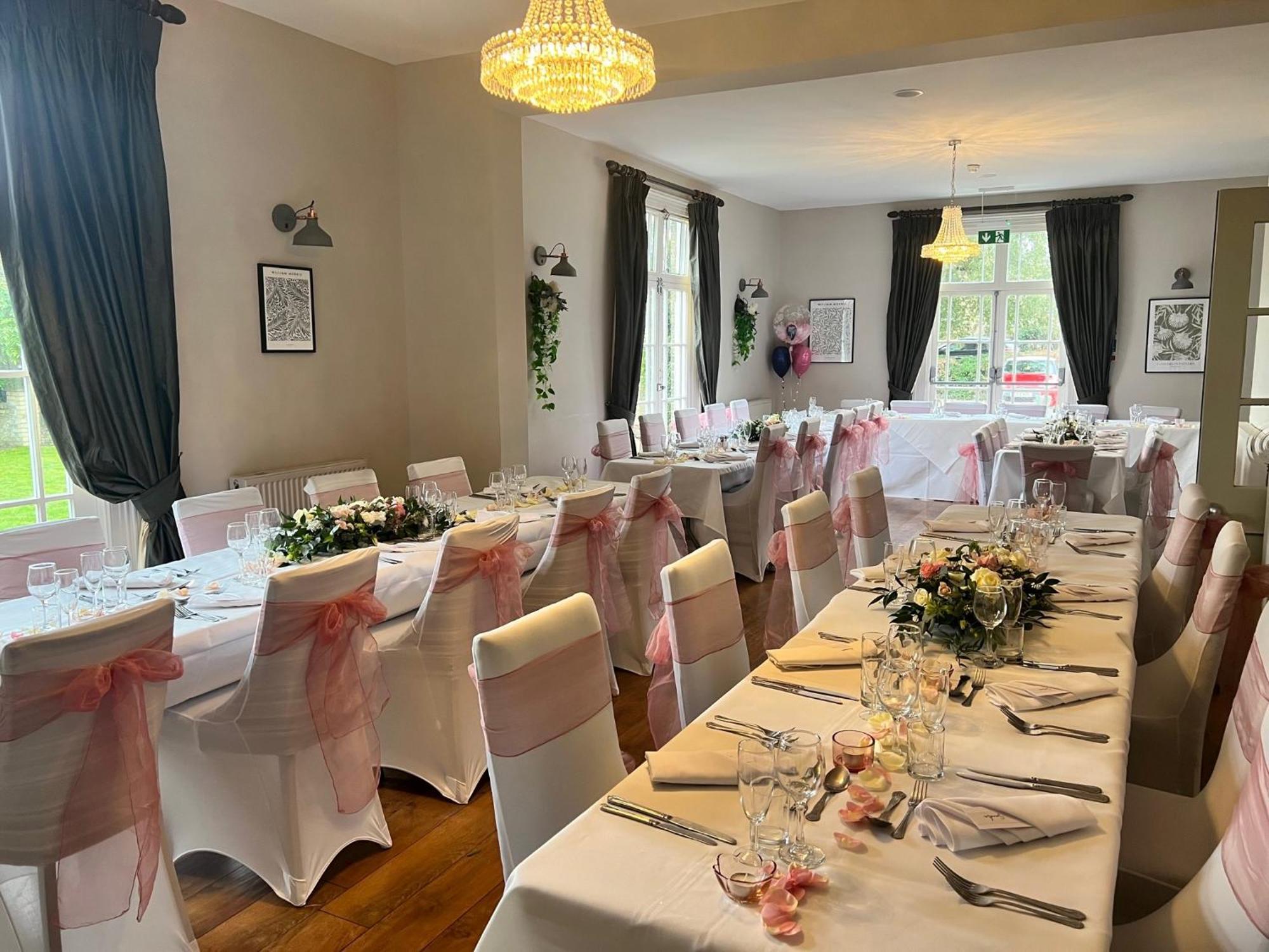 Slepe Hall Hotel 3*