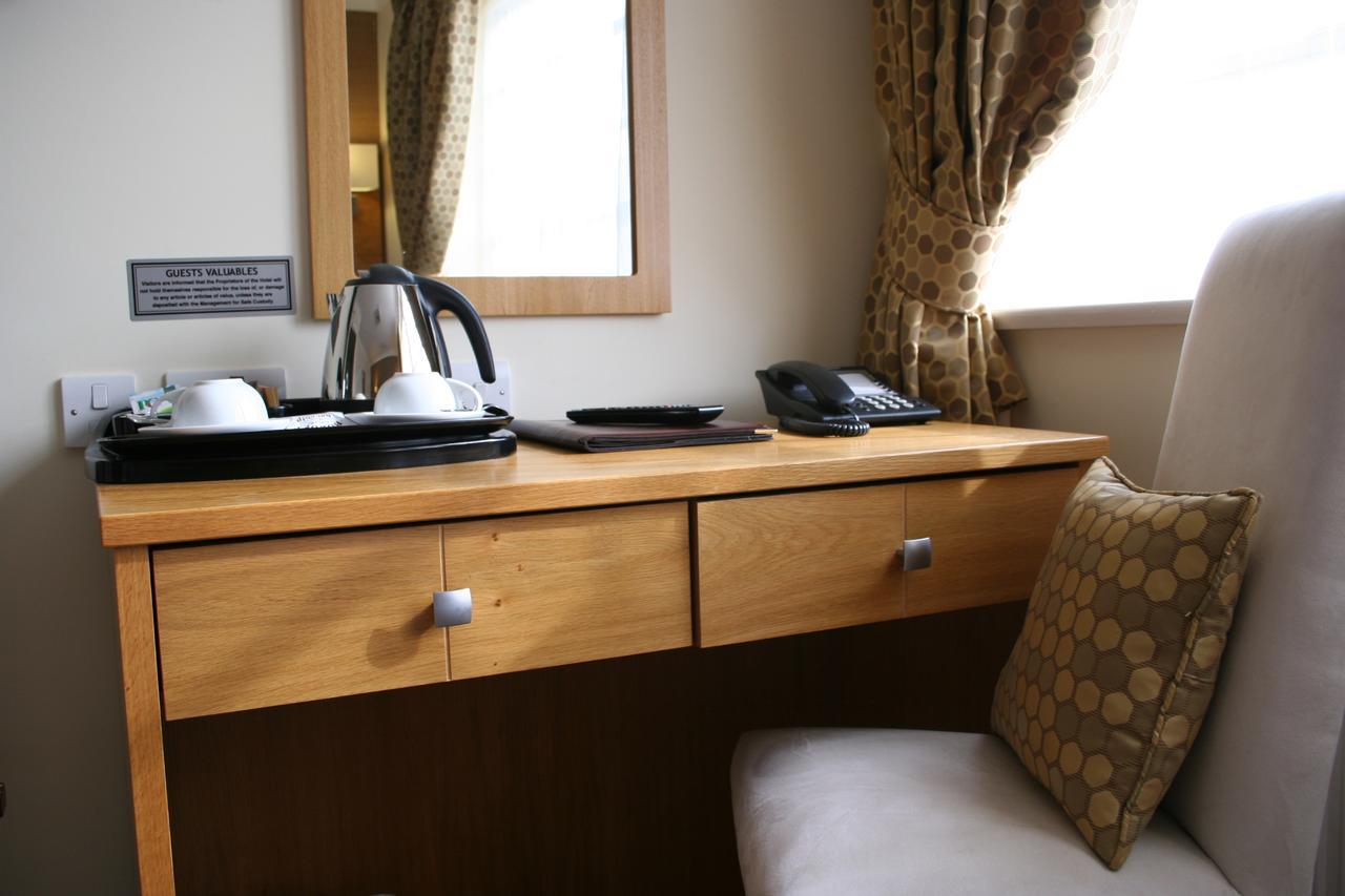 Hotel Slepe Hall 3*